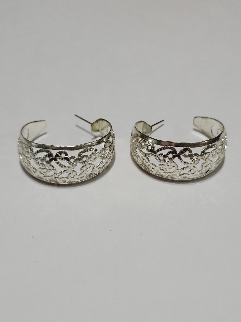 Silver Filigree Hoop Earrings - Elegant Women's Jewelry